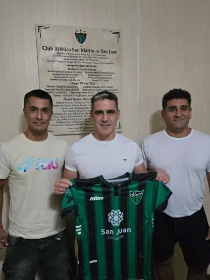 ariel-martos-dt-de-san-martin-sj_416x555