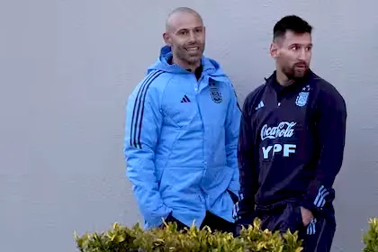 una-charla-entre-lionel-messi-y-javier-mascherano-3YNSZ75AVVGPDI3GQQVHMNDKHQ