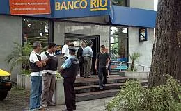 el-robo-del-siglo-se-dio-el-13-enero-2006-la-sucursal-acassuso-del-banco-rio