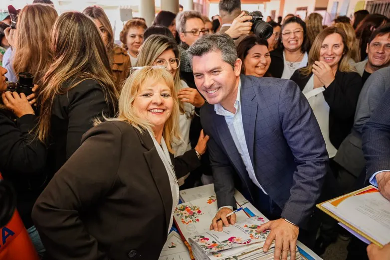 0b34d3fb431565eec459cc828bc31820_L