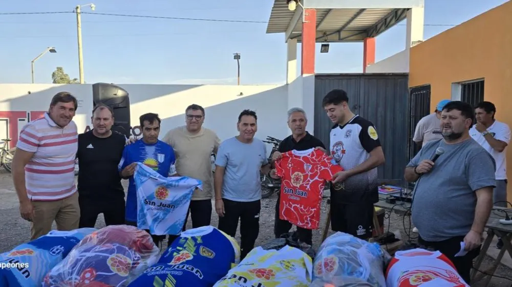 b8e77b915caa038335350534608a385a_XL