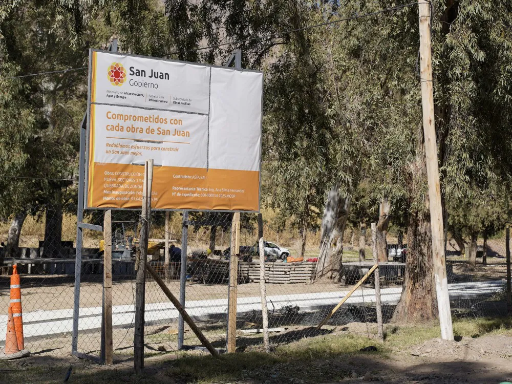 f79c74e5d7c445f1036ee12ee07b348d_XL