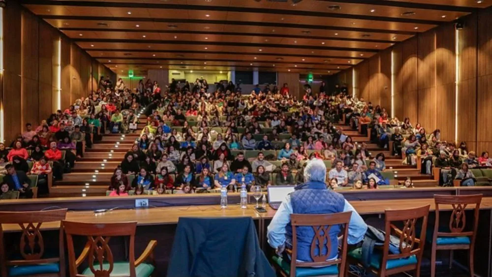 e3f0ec577dbccc3093c6c3a4cc4cefe2_XL