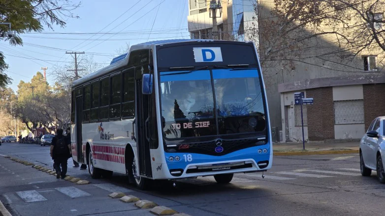 ea83cd1bea6cb955d2b26638dc1d19d4_L