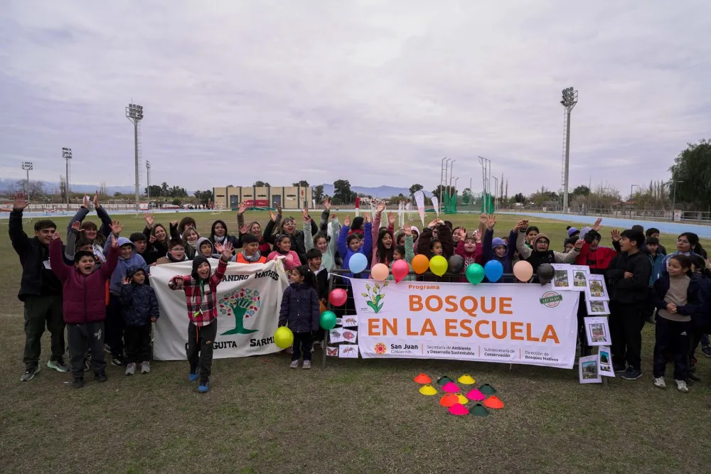 7a5cde2cd9366e76e26b94c85dced94e_XL