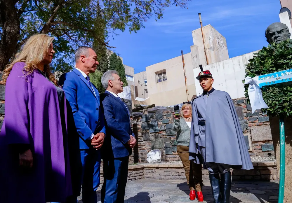 WhatsApp Image 2024-09-11 at 12.09.00 (1)