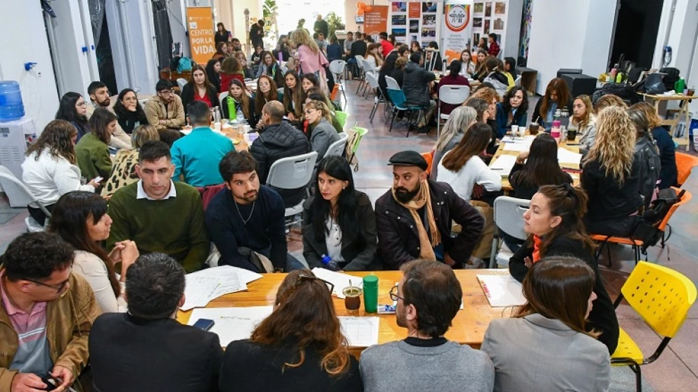 3b96c52e3acb50ef73e63a069850eb04_XL