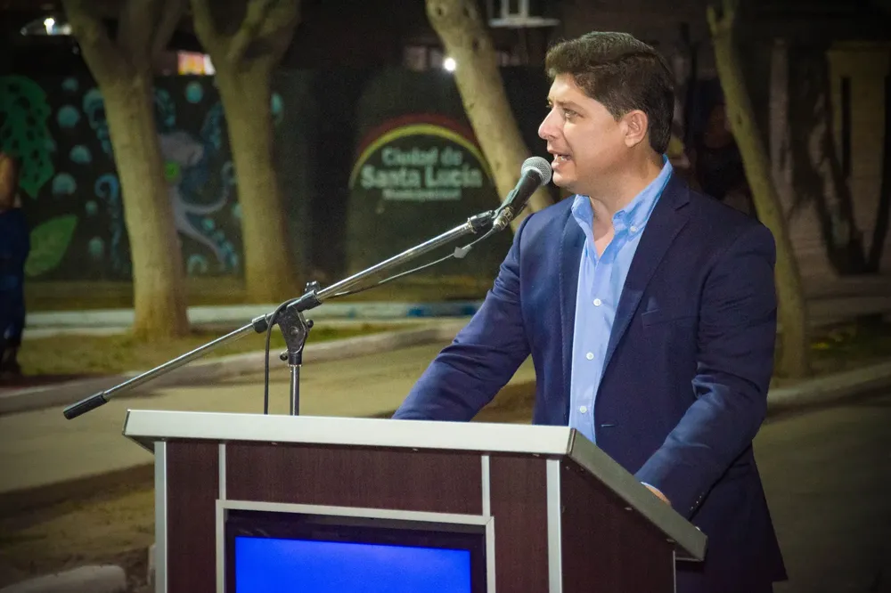 WhatsApp Image 2024-11-29 at 14.20.39 (1)