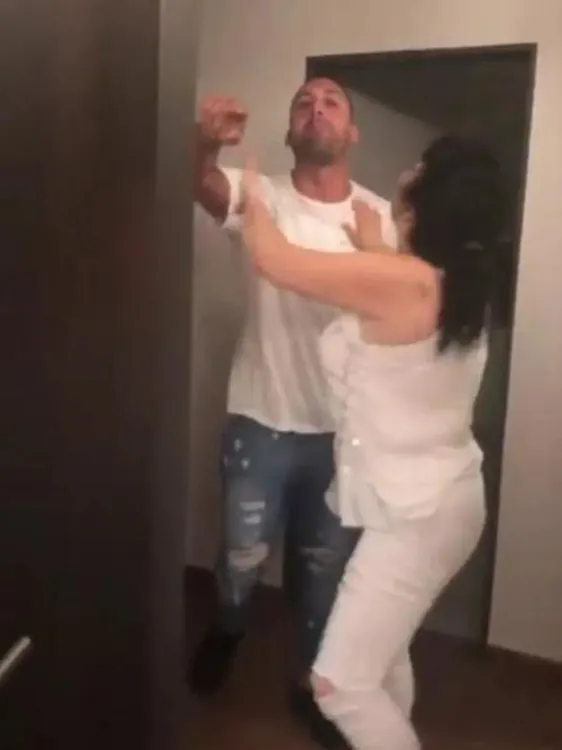 Karina-La-Princesita-hermano-Jonathan-pelea-1