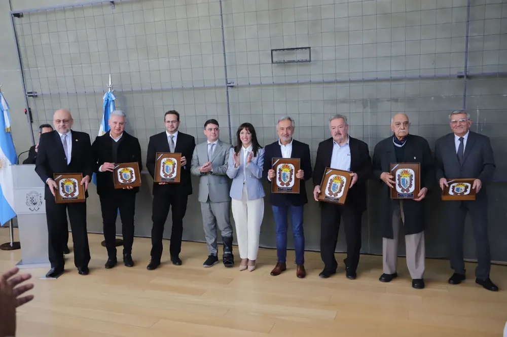 Whats_App_Image_2024_06_12_at_13_08_01_650d114d6e