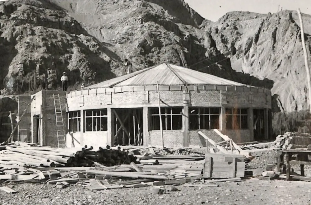 b603de2f58795b7797fc05f3a4b75c7d_XL