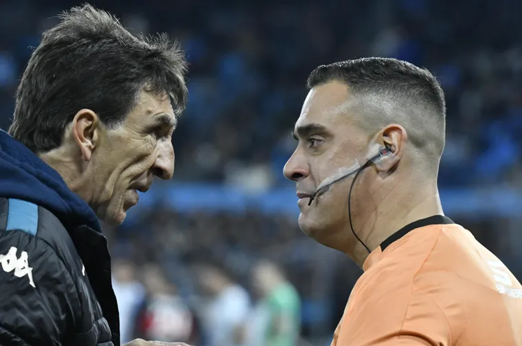 costas-exploto-otra-vez-contra-los-arbitros