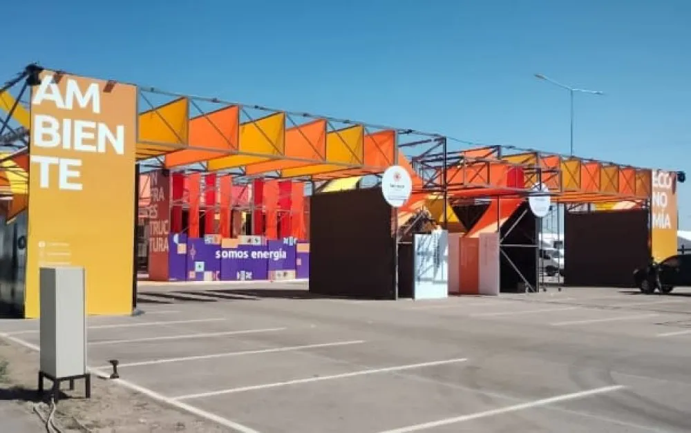 3ed1eafa9194763733bdf1cf7875069f_XL