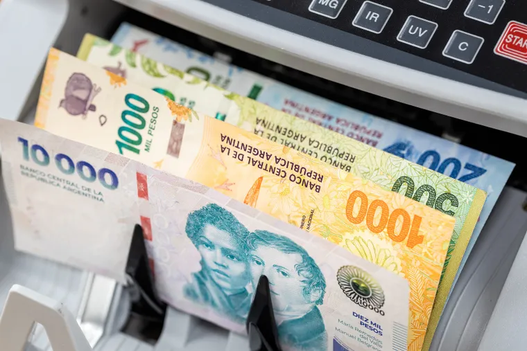 pesos-argentinos-anses