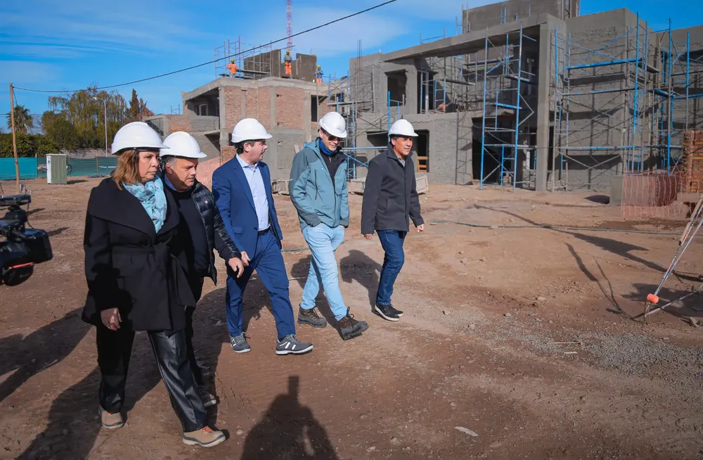 WhatsApp Image 2024-06-06 at 7.36.18 PM (1)