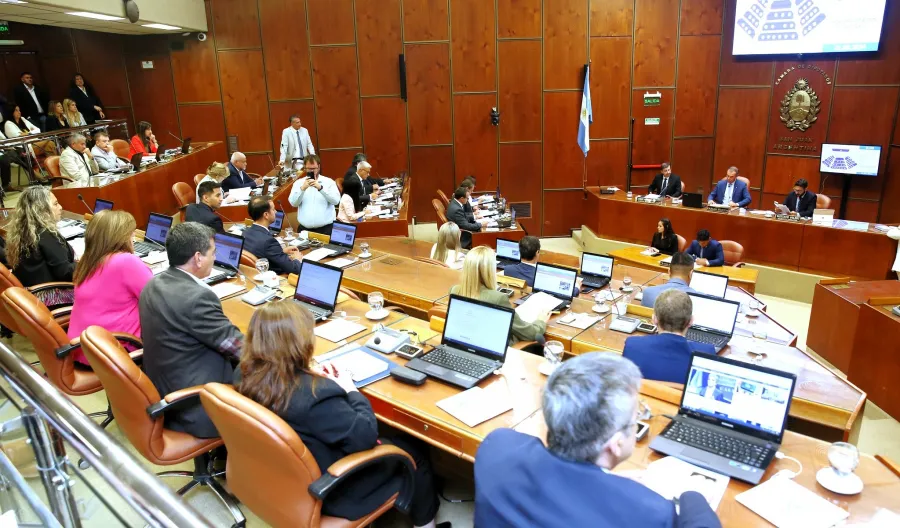 4023e7f08f195fe3fcfe77bac126c39f_XL