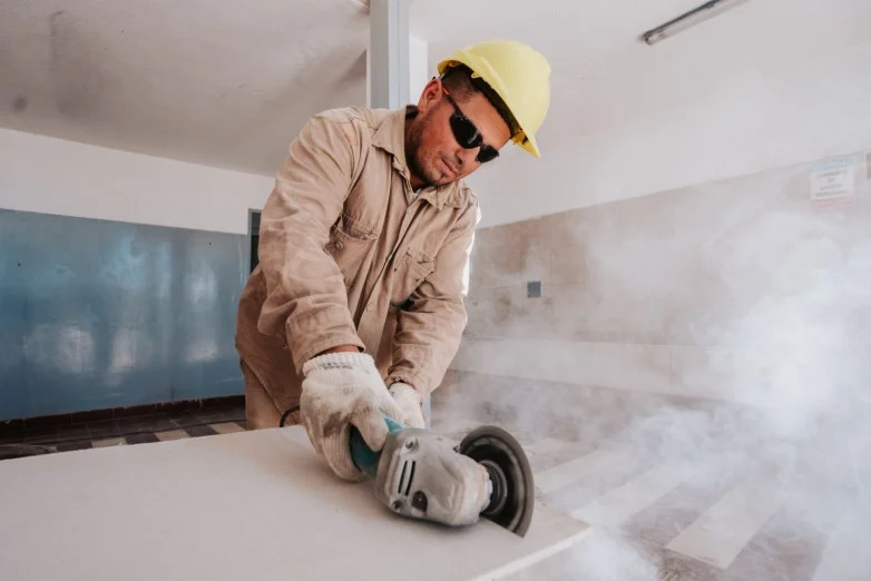 2e661cfb92b439f371ffb4833508f839_L