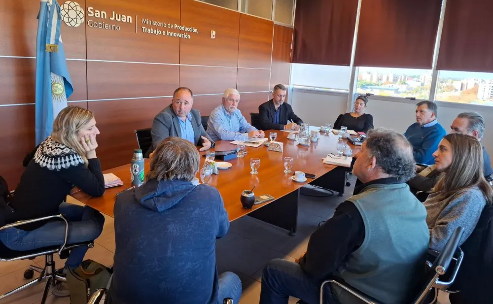 95742ebf5ed43b904d846557270d1b80_XL