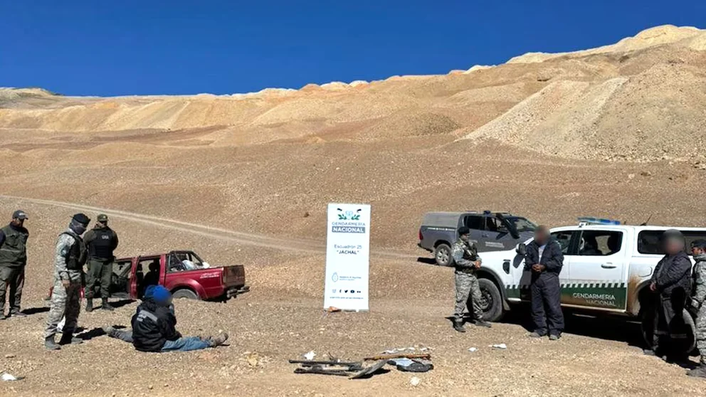 IB3GNPBTEBGKPFVEREQSV3CI24_1