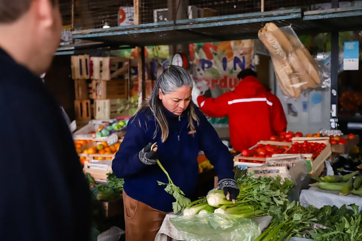 a83c9f9d6dfe3ae229ed95414bafbff3_XL