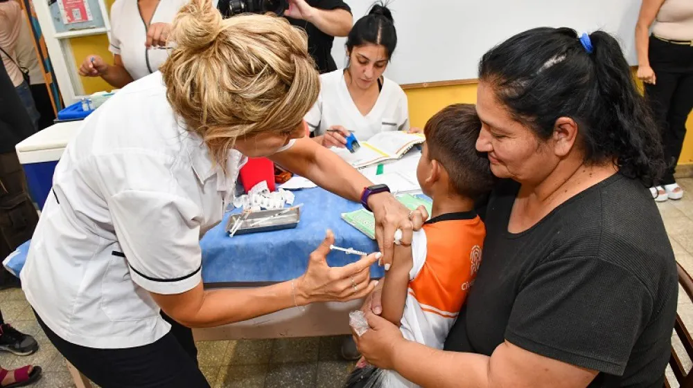 f961b63411b80f9b8e3e1b1f87e8ce9c_XL