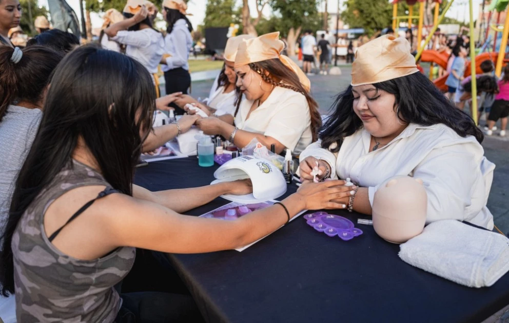 64d2c22e551cdf587dcd3ab557a51188_XL