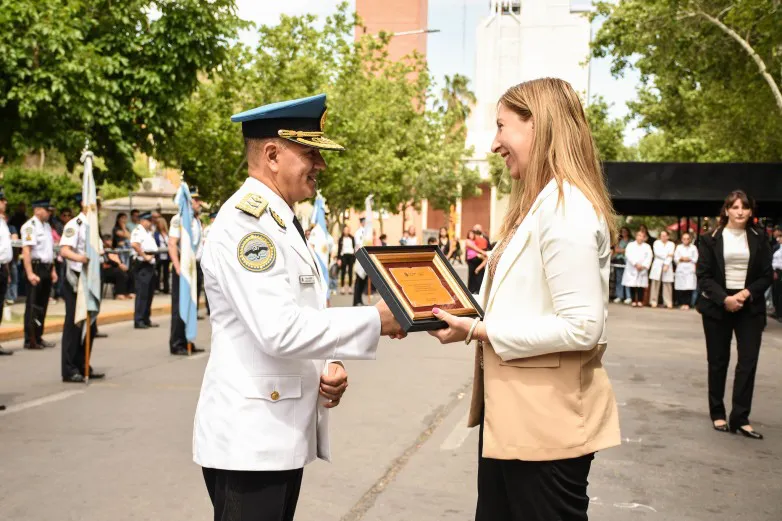 88041a968ef2bf966a338810aed2bcac_L