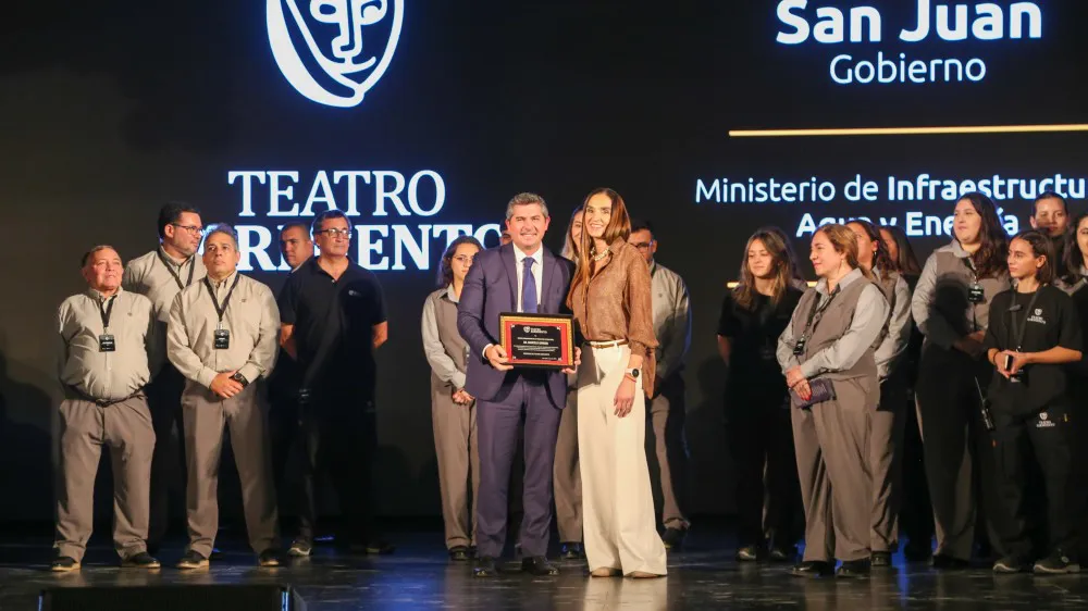 73a22f04a0c6e3bc051075af0c0310ec_XL