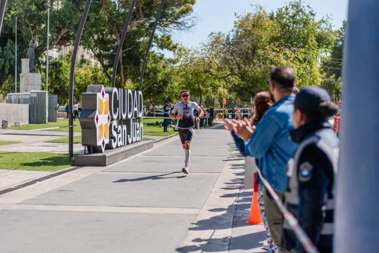 9fccb847fdfd7ea991a983dbea5f3a96_L