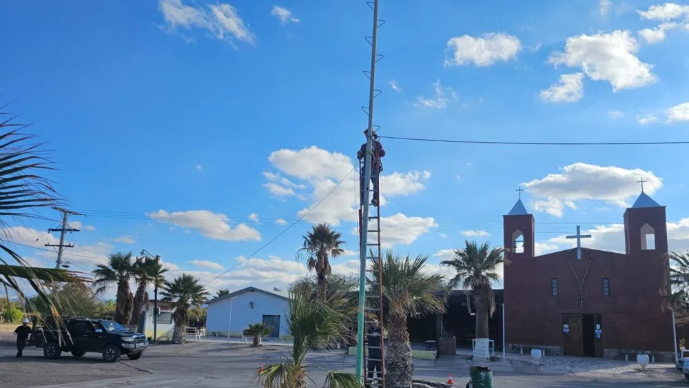 f8266a316195f3b83146c82d37edc140_XL