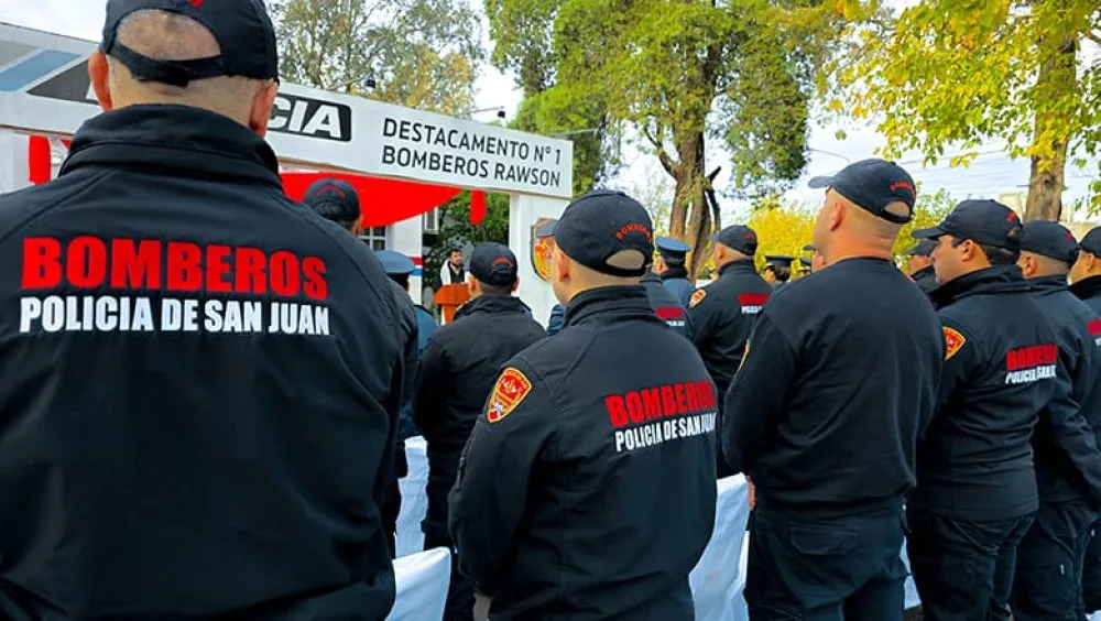 aaadceb13fee4a653007bf7001189566_XL