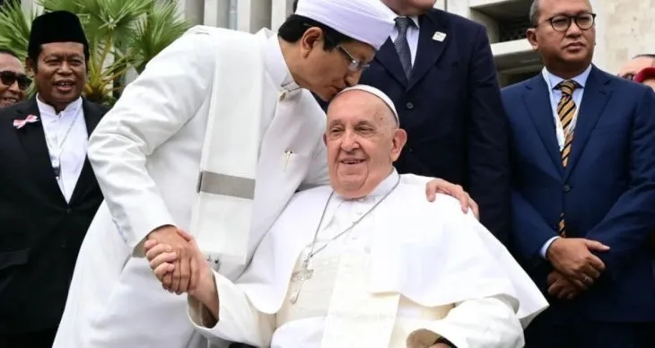 papa-francisco-indonesia-3jpg
