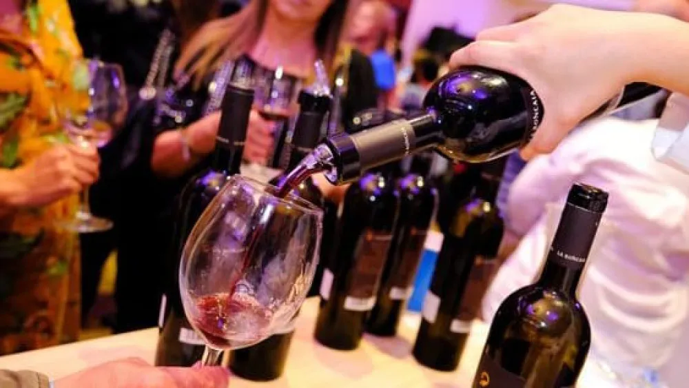 25fc6a435329d0393579a790acd8bb58_XL