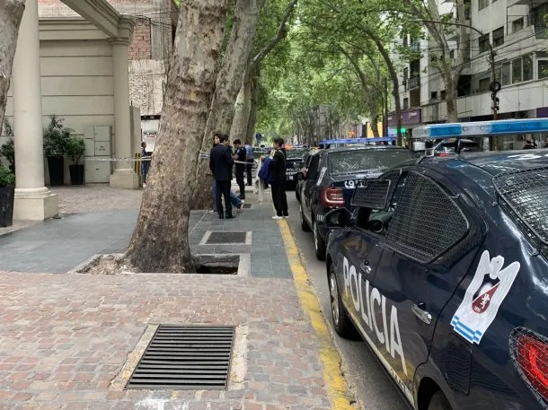 mendoza-joven-cae-un-piso-14