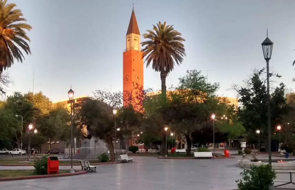 plaza 25