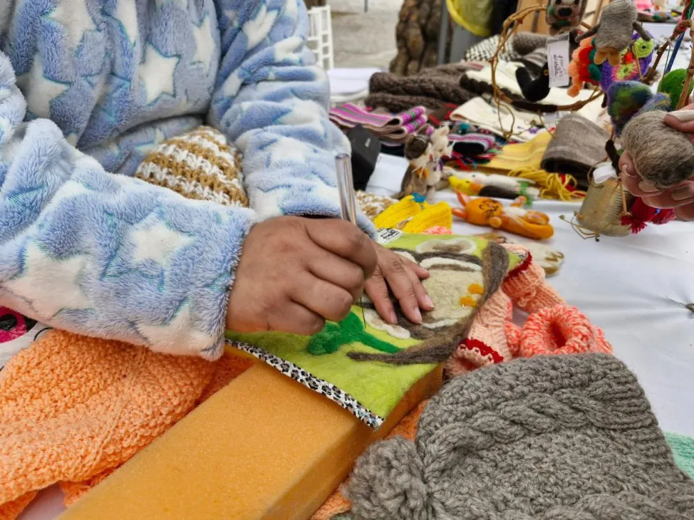 a71b9d6bff2b4b9f6176745e3e770d50_XL