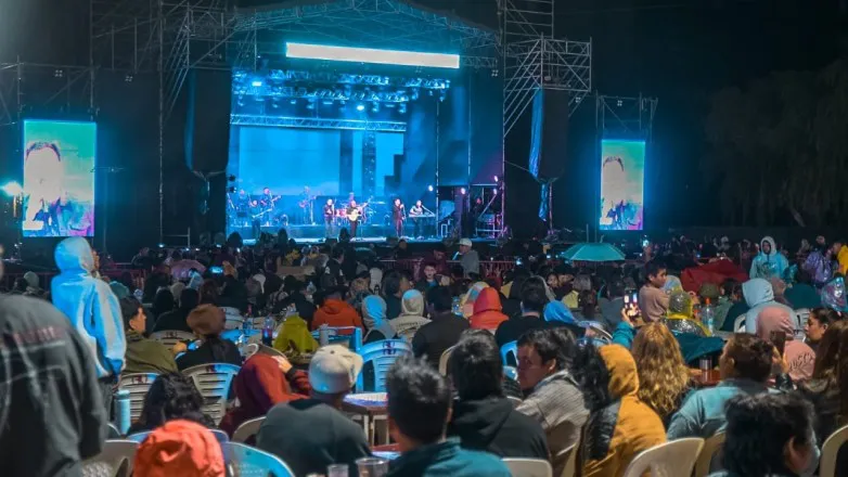 0fee007e49b9bc2aca5640088e4777c0_L