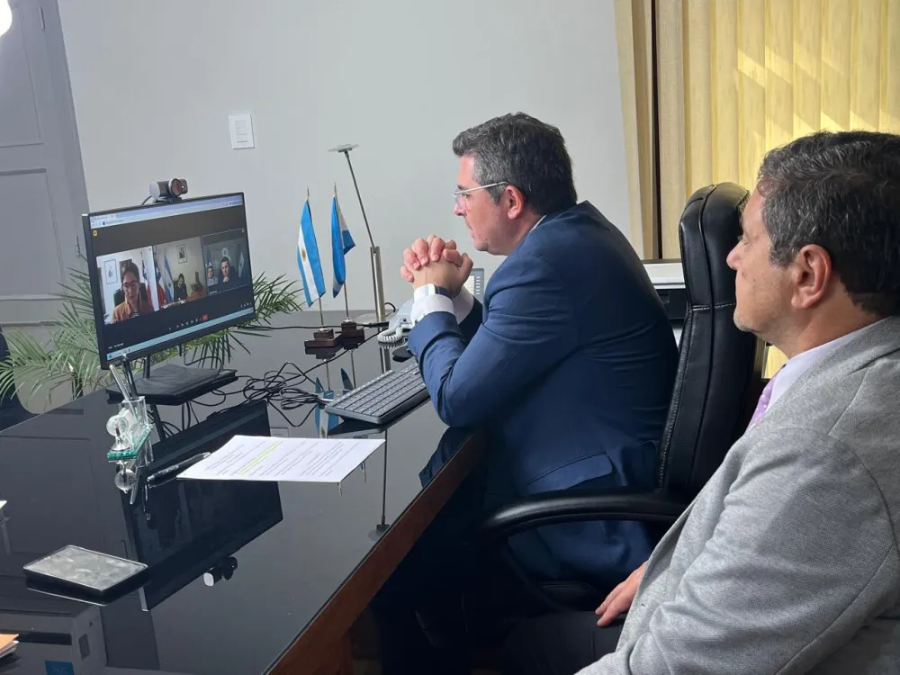 2a5635db14bdd9f2bc73cc59fddc1d19_XL