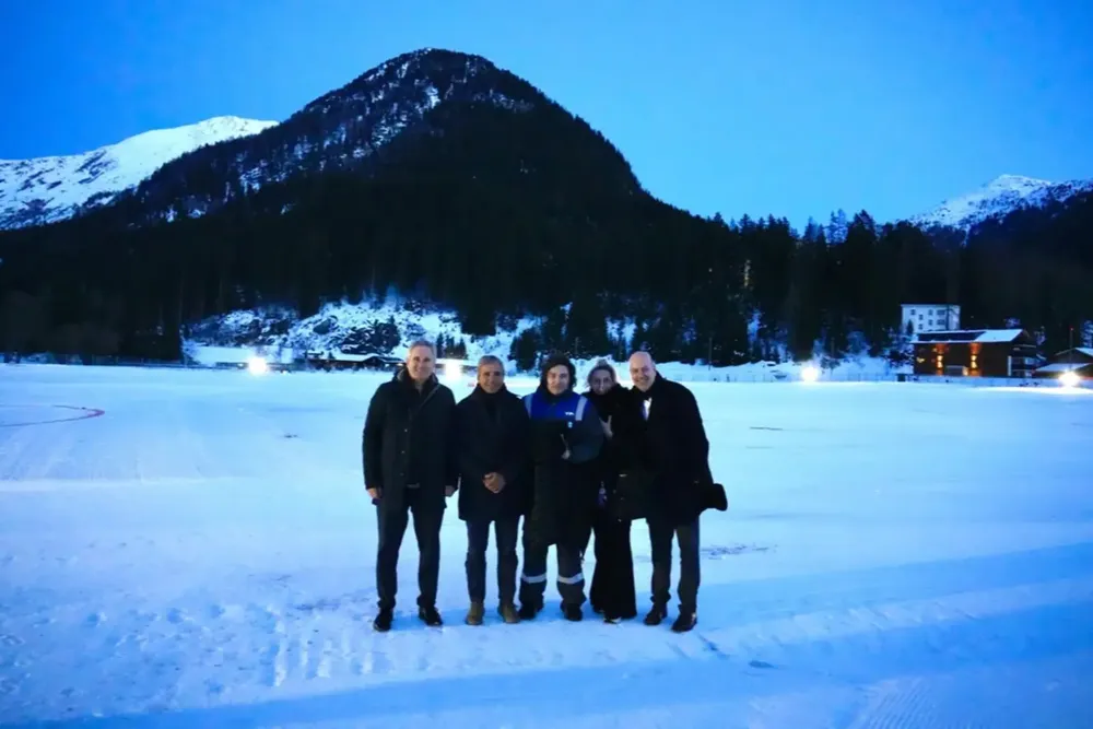 milei-mameluco_1600_1067