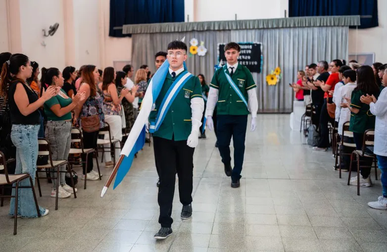 4badc3311040d9f6781f6e1c0745eee6_L