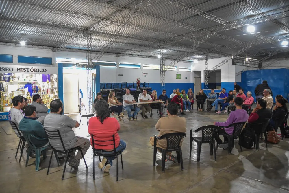 5bd105d2e1d19b13bcffbe8e85cbec42_XL