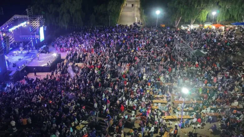 daf6e37e65770fe62f01568e45790664_L