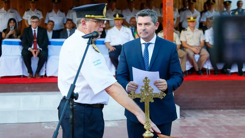 231e9be5f9ec56a5d61994b76998da3d_L