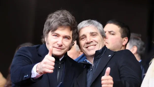 javier-milei-y-toto-caputo-festejan