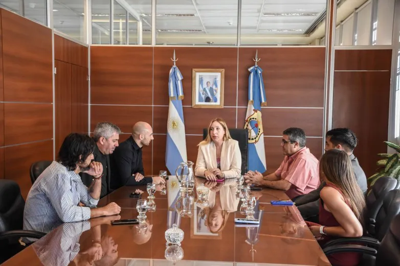 93974dbfb1668f14fd14cfd756939717_L