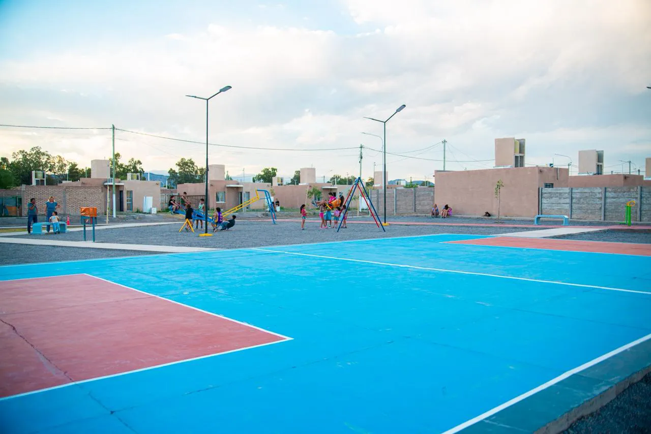 WhatsApp Image 2025-12-12 at 07.45.41