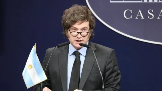 javier-milei-conferencia-prensa-scott-bessentjpg