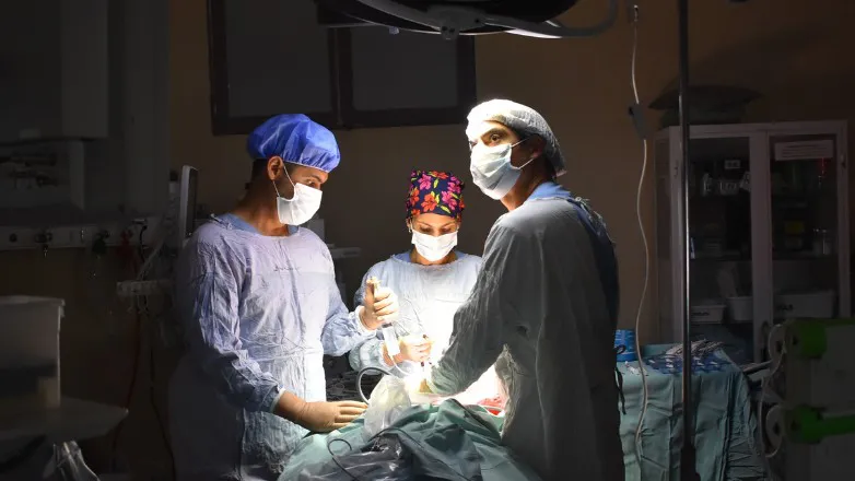 90c363d37b386414692f6dd3d2e3d3ff_L