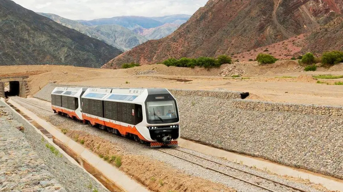 tren-solar-1