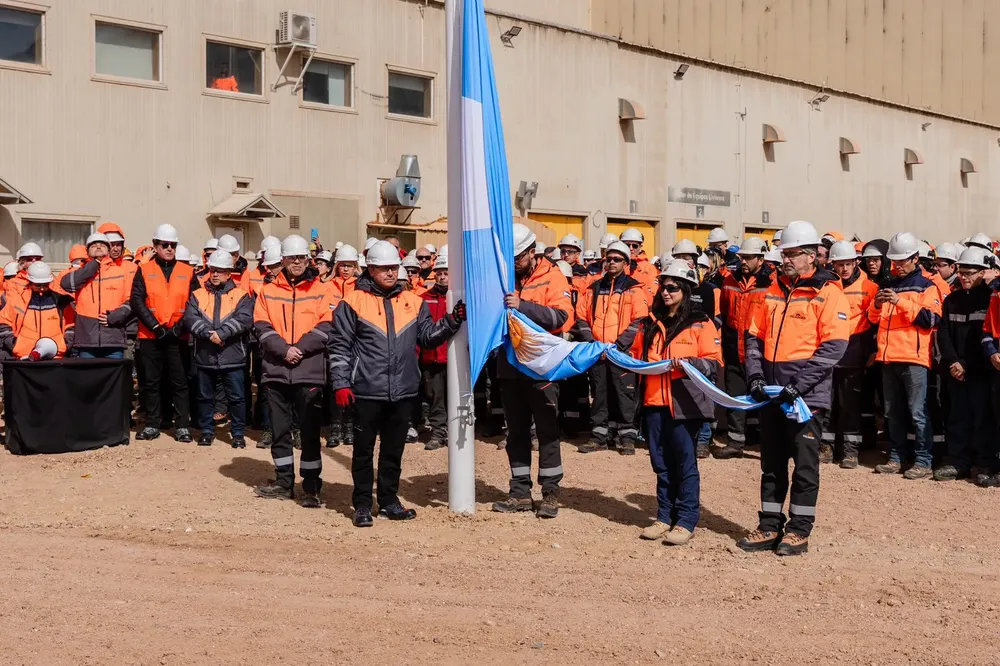 WhatsApp Image 2025-05-07 at 16.04.36